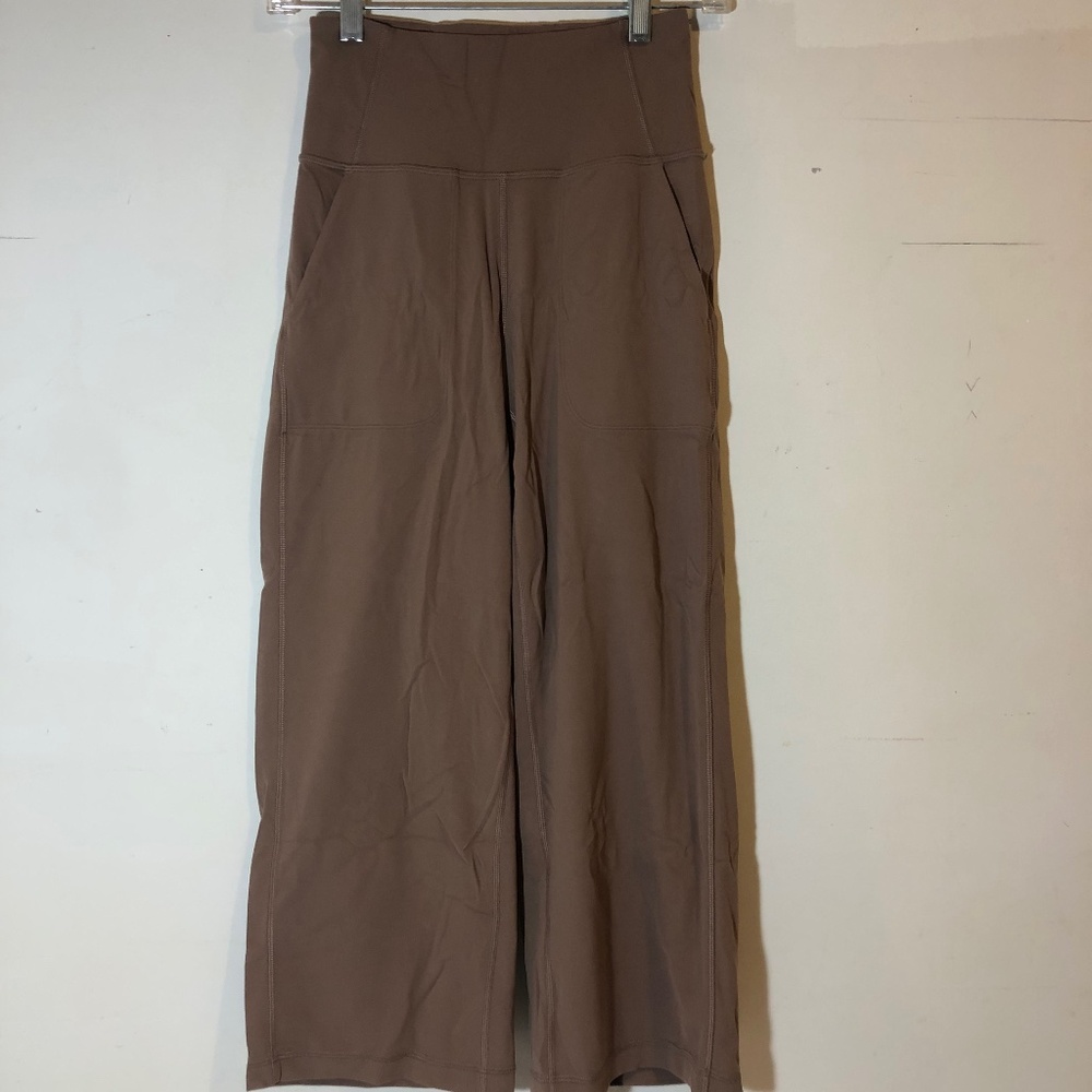 Lululemon tan cropped wide leg align legging